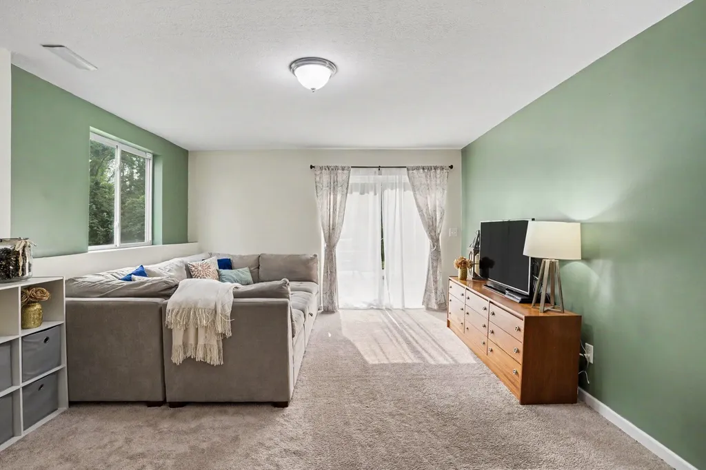 345 Beymoure Street Oshtemo Charter Township MI 49009