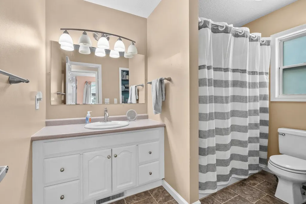 2505 Sonora Street Kalamazoo Charter Township MI 49004