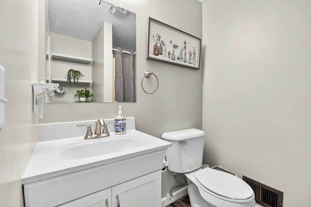 2505 Sonora Street Kalamazoo Charter Township MI 49004