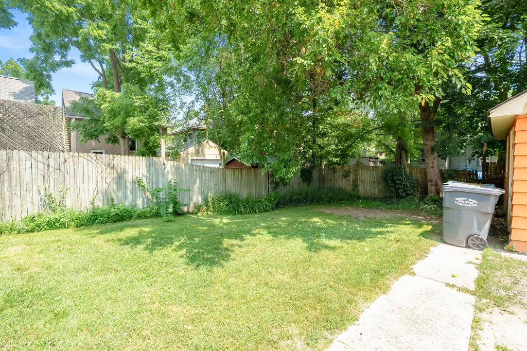 602 Woodward Avenue Kalamazoo City MI 49007