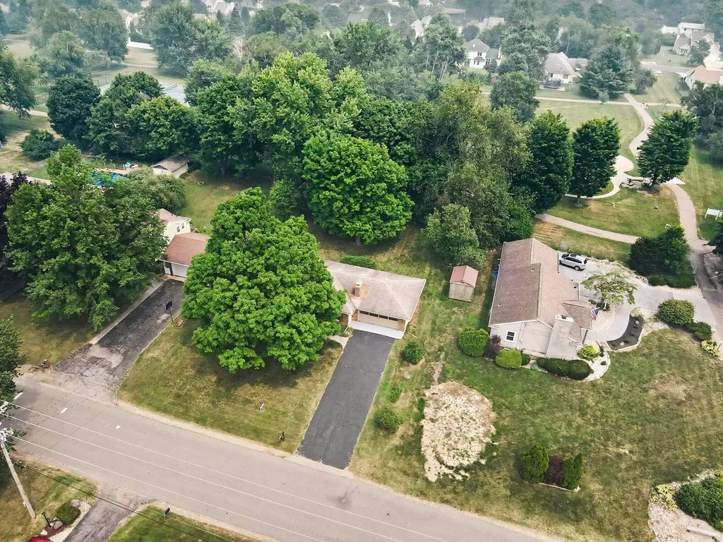 930 Piccadilly Road Kalamazoo City MI 49006
