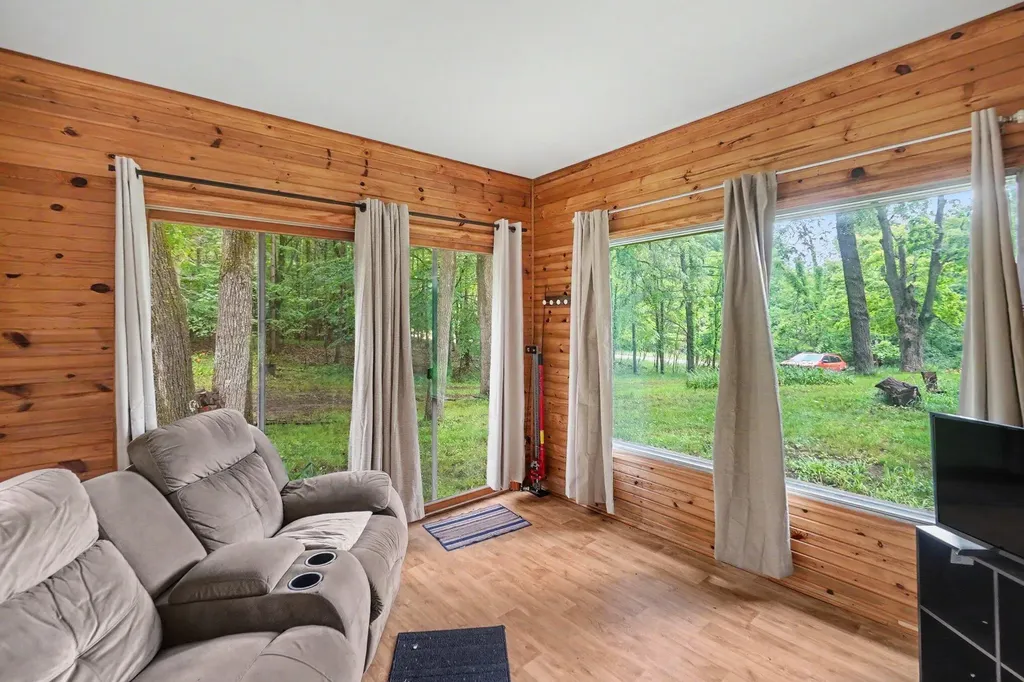 539 E Buchanan Road Ferry Township MI 49455