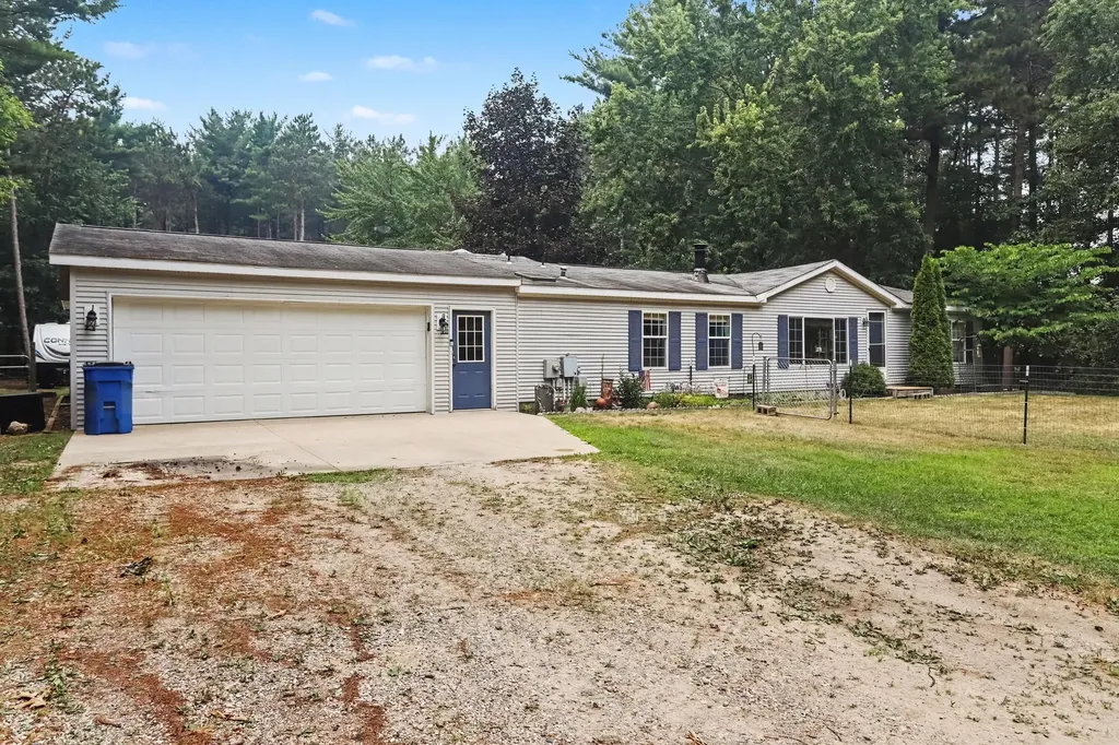 6690 Dennison Road Orangeville Township MI 49080