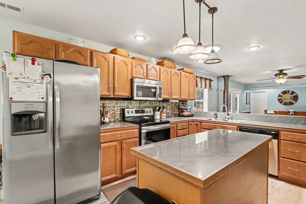 2534 N 36th Street Charleston Township MI 49053
