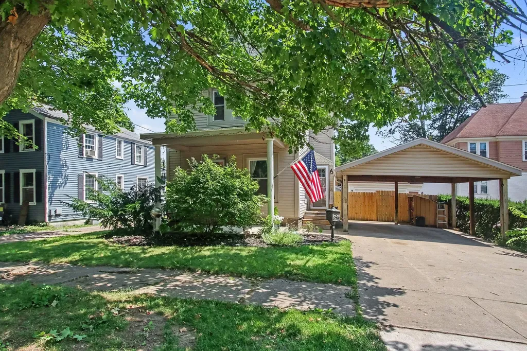 210 Pine Street Allegan City MI 49010