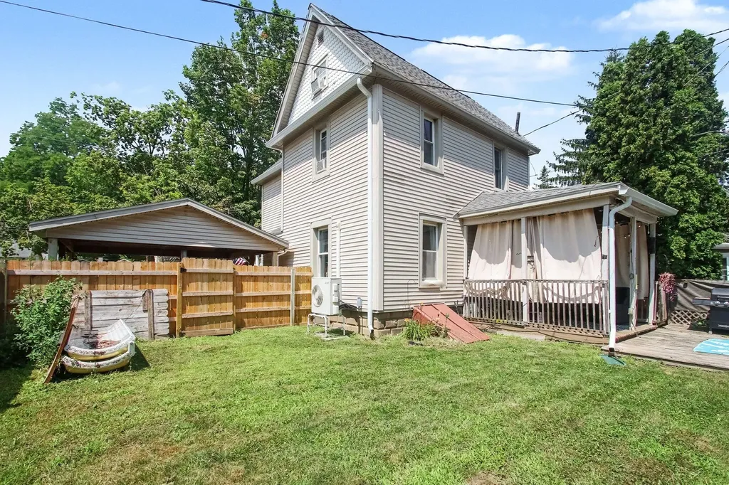 210 Pine Street Allegan City MI 49010