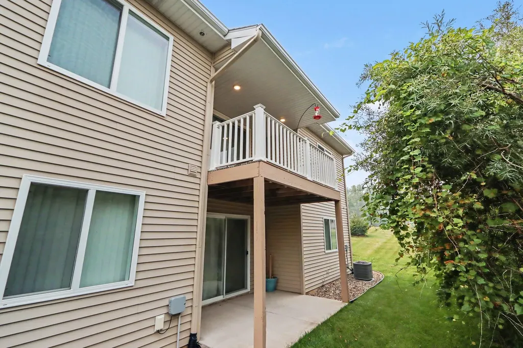 1243 S Village Circle Oshtemo Charter Township MI 49009