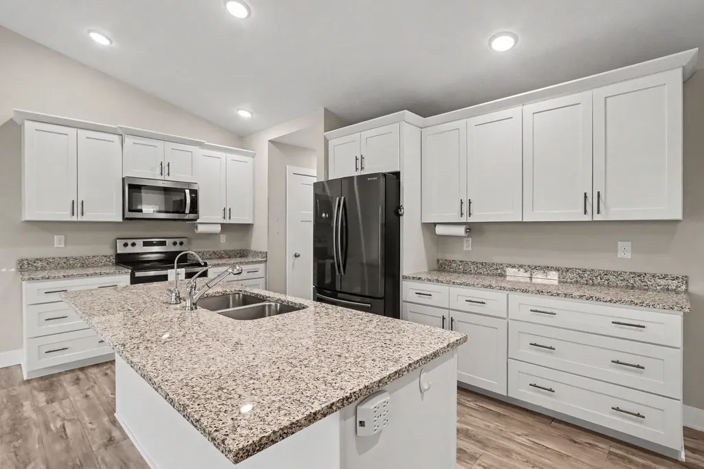 1243 S Village Circle Oshtemo Charter Township MI 49009