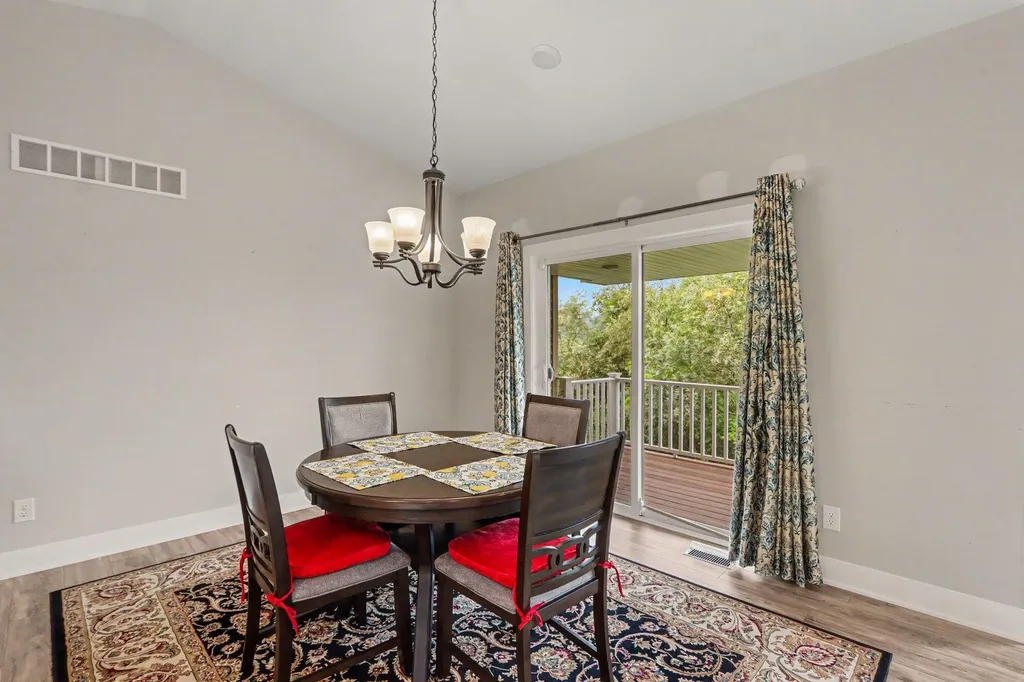 1243 S Village Circle Oshtemo Charter Township MI 49009