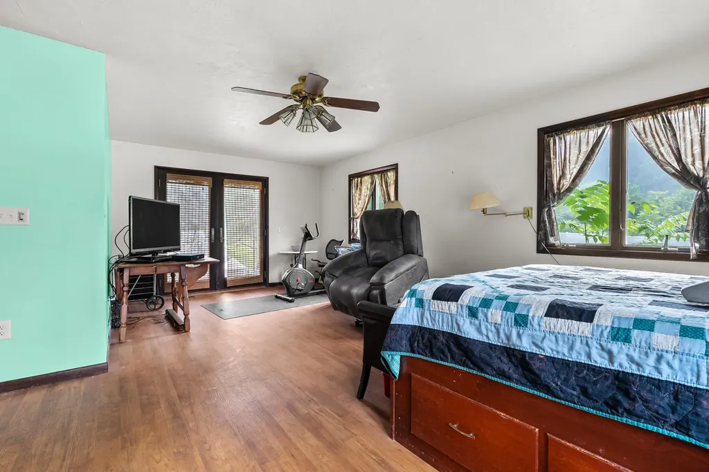2651 S 4th Street Oshtemo Charter Township MI 49009