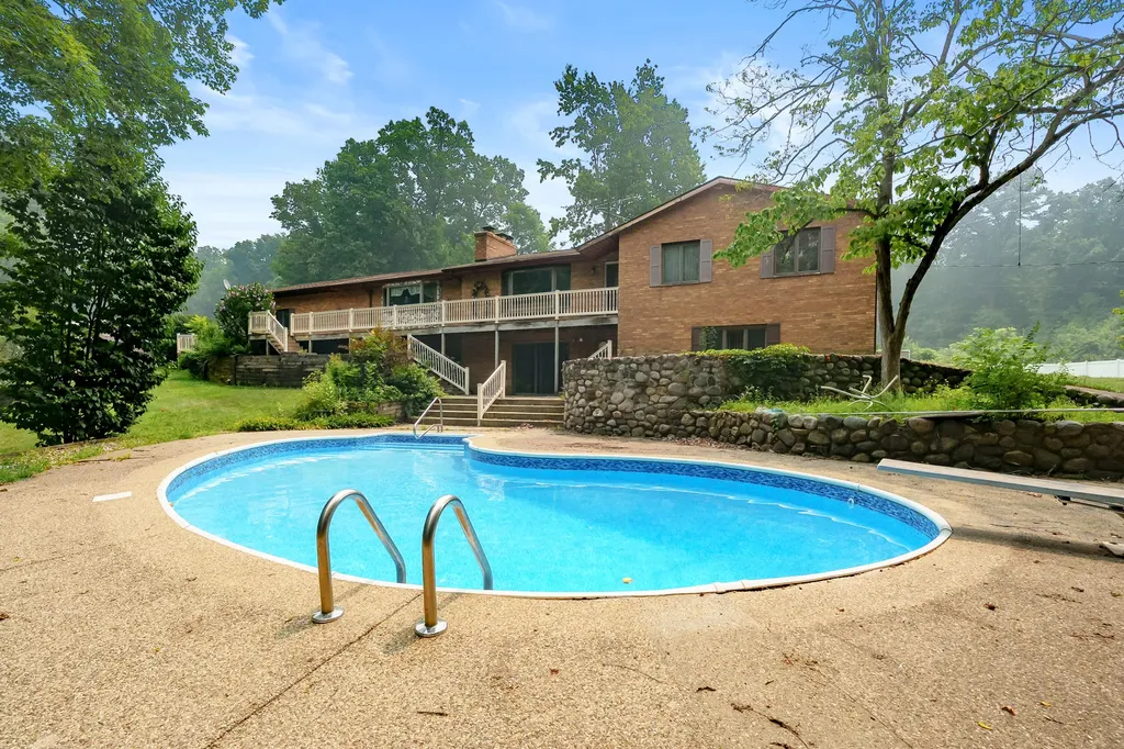 2651 S 4th Street Oshtemo Charter Township MI 49009