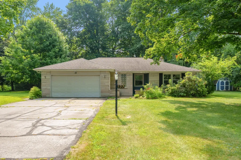 133 Waupaka Drive Bedford Charter Township MI 49037