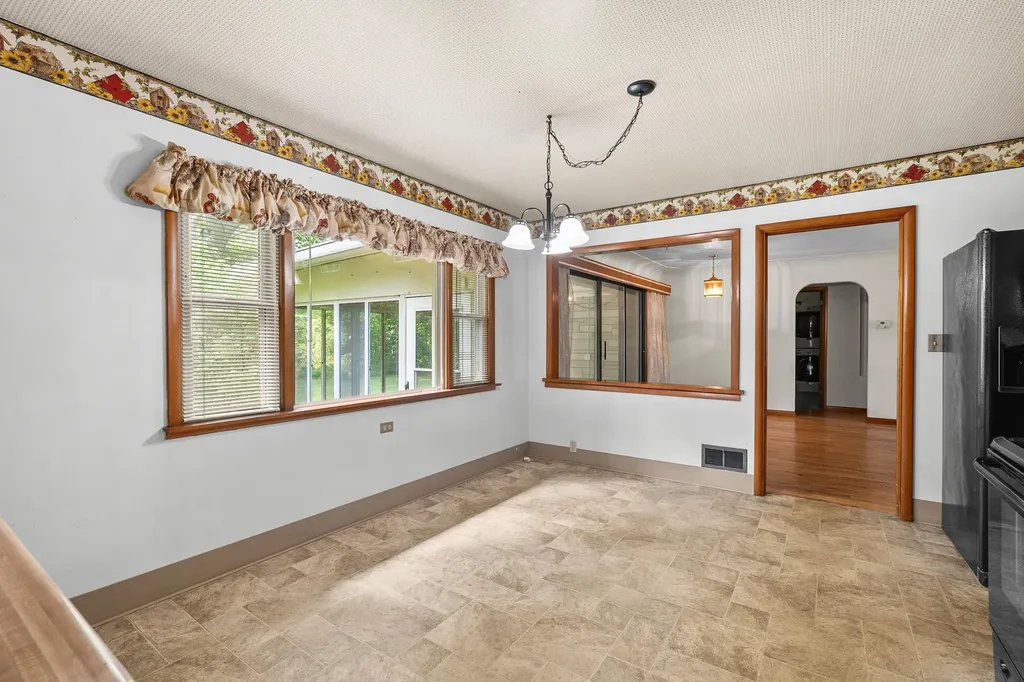 133 Waupaka Drive Bedford Charter Township MI 49037