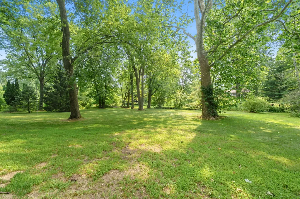 133 Waupaka Drive Bedford Charter Township MI 49037