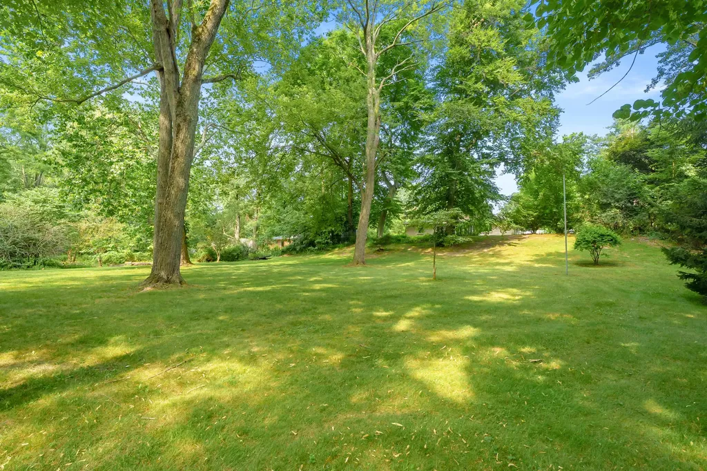 133 Waupaka Drive Bedford Charter Township MI 49037