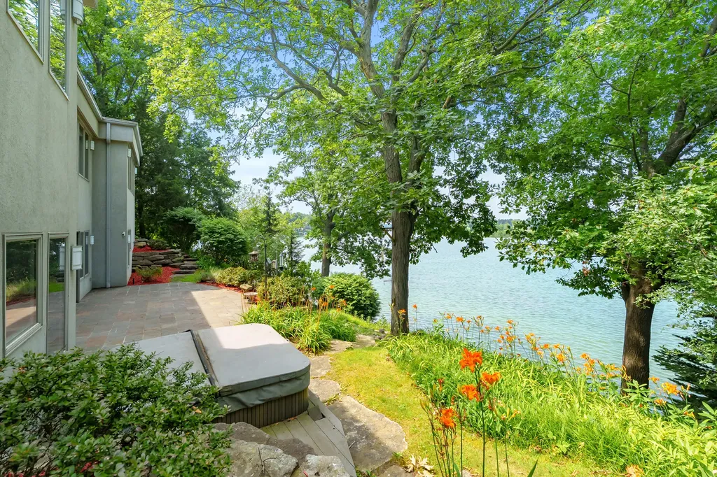 20 Hiawatha Drive Battle Creek City MI 49015
