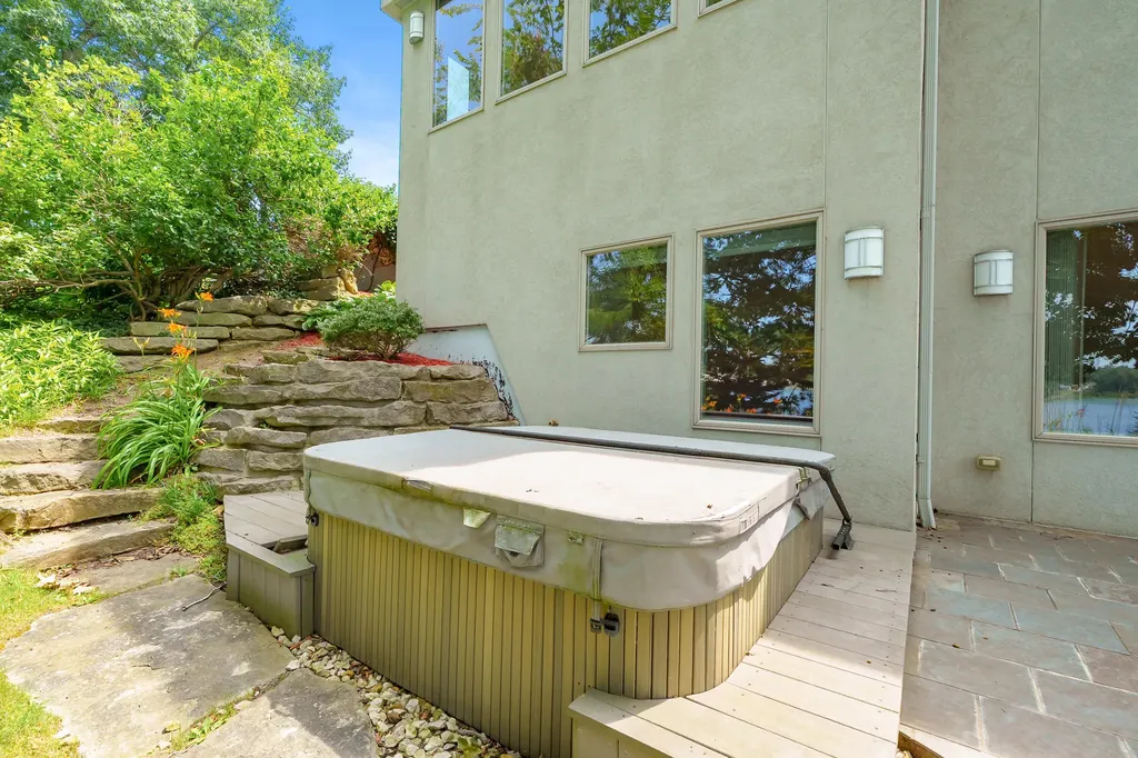 20 Hiawatha Drive Battle Creek City MI 49015