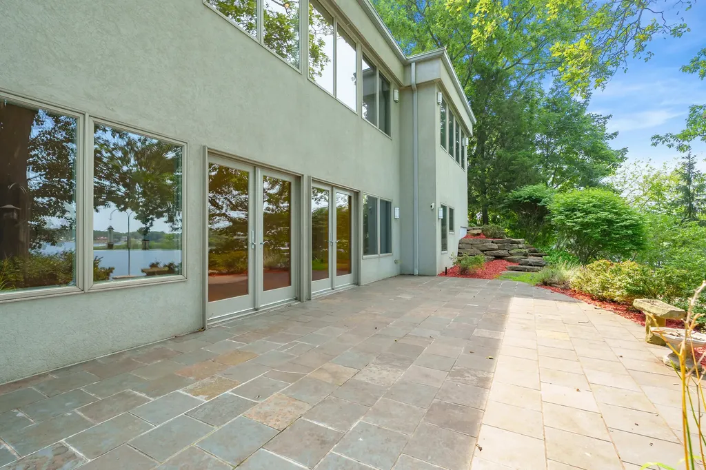 20 Hiawatha Drive Battle Creek City MI 49015