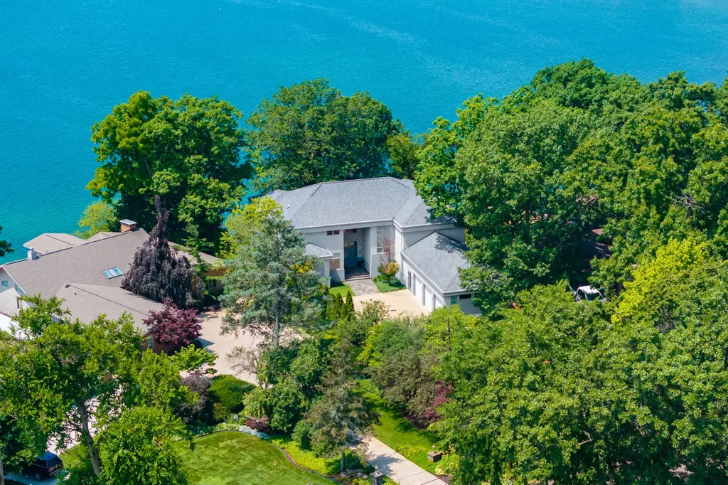 20 Hiawatha Drive Battle Creek City MI 49015