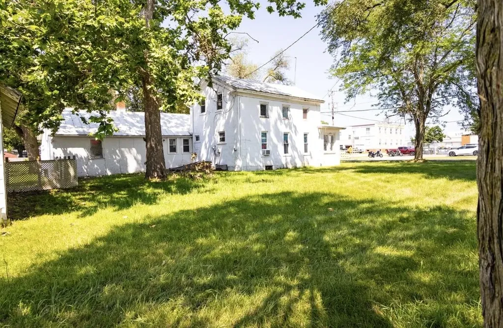 120 Union Street Antwerp Township MI 49065