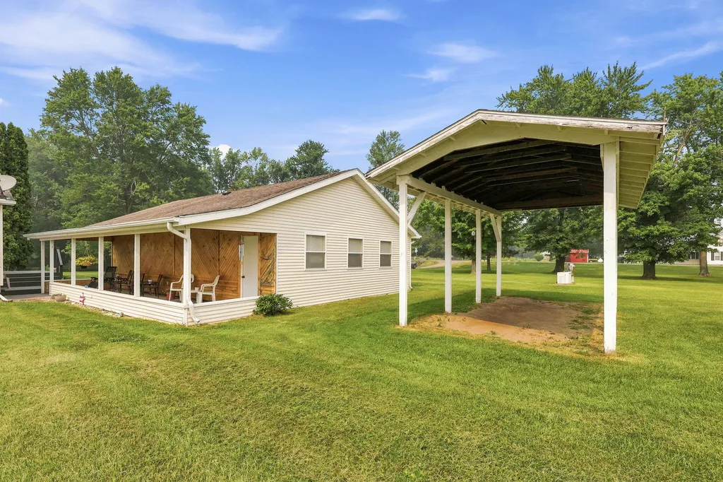 3963 22 Mile Road Clarendon Township MI 49245