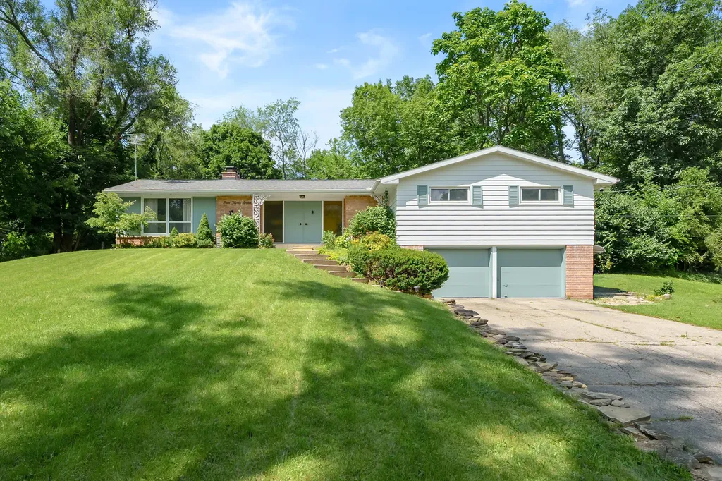 537 Parkdale Boulevard Parchment City MI 49004
