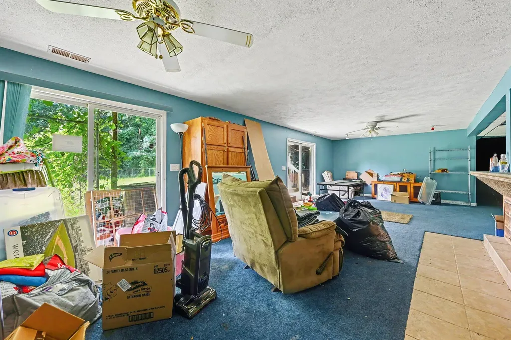 46664 Co Road 374 Lawrence Township MI 49079