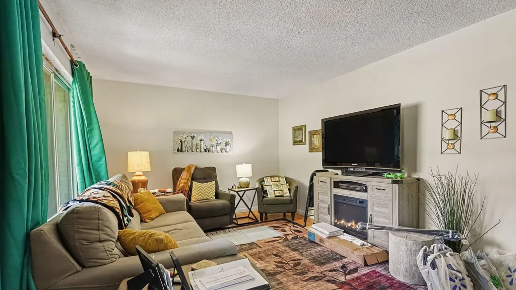 1110 Avalon Avenue Saginaw Charter Township MI 48638