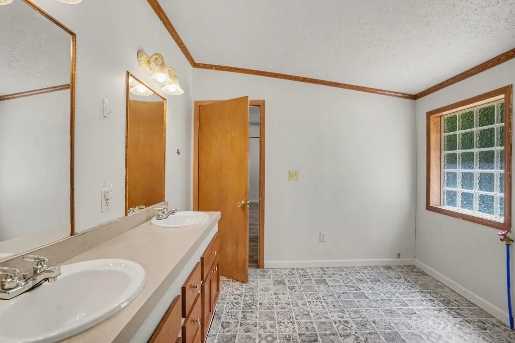 49163 County Road 388 Columbia Township MI 49056