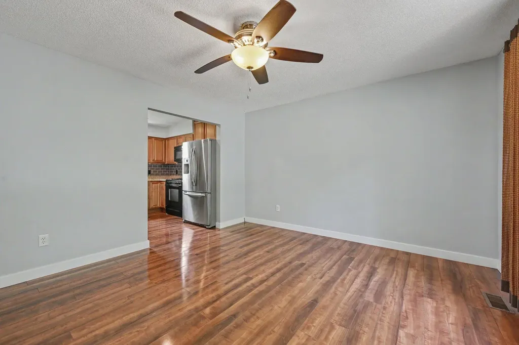 25581 Pleasant Drive Mattawan Village MI 49071