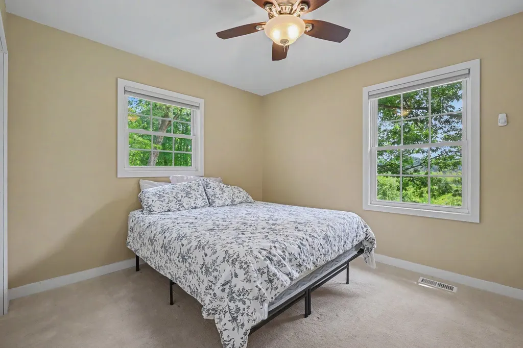25581 Pleasant Drive Mattawan Village MI 49071