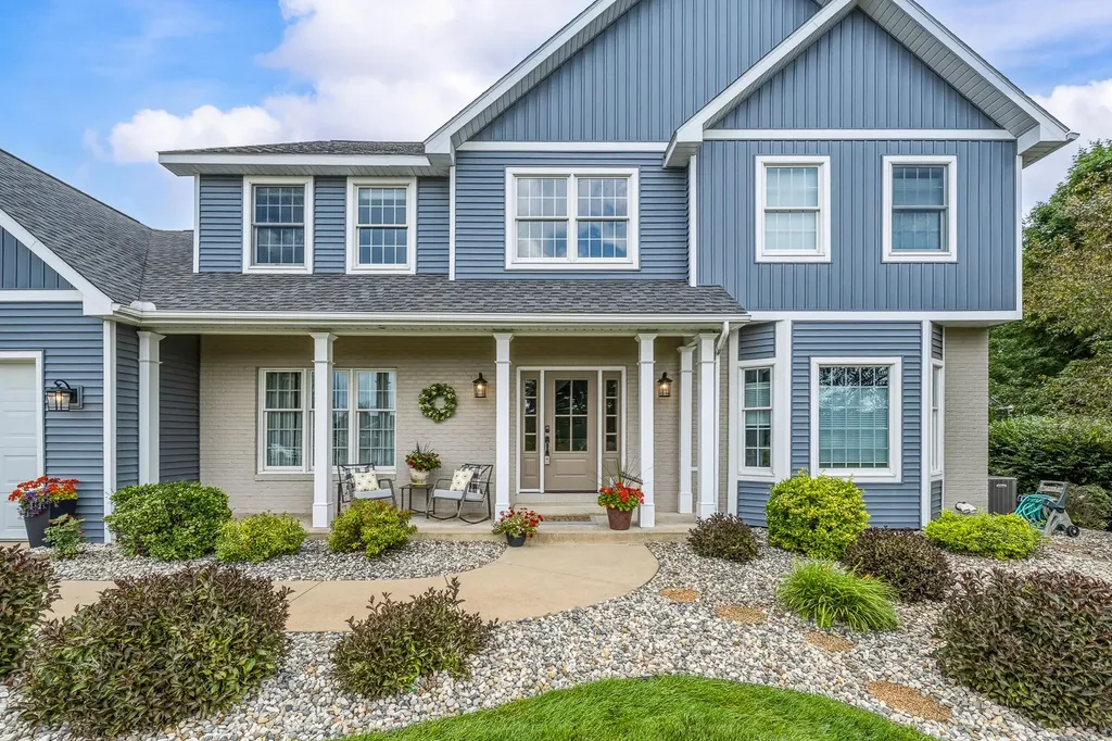 22680 Cherry Hill Court Antwerp Township MI 49071