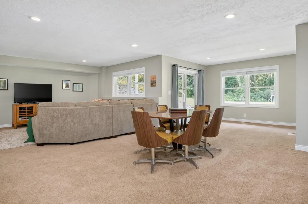 22680 Cherry Hill Court Antwerp Township MI 49071