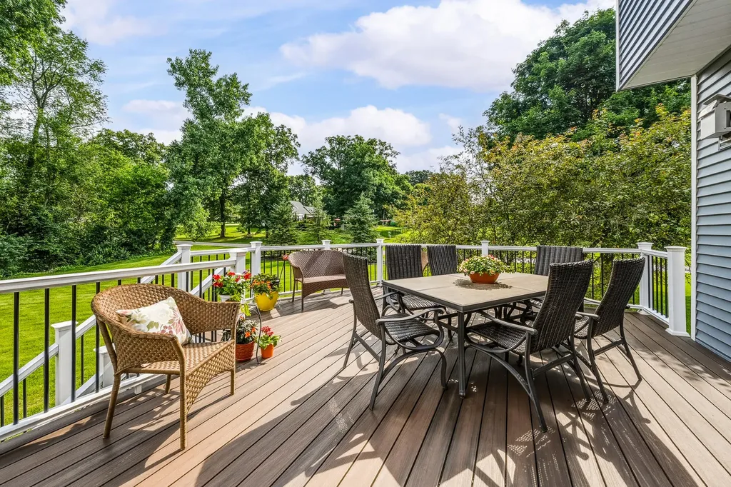 22680 Cherry Hill Court Antwerp Township MI 49071