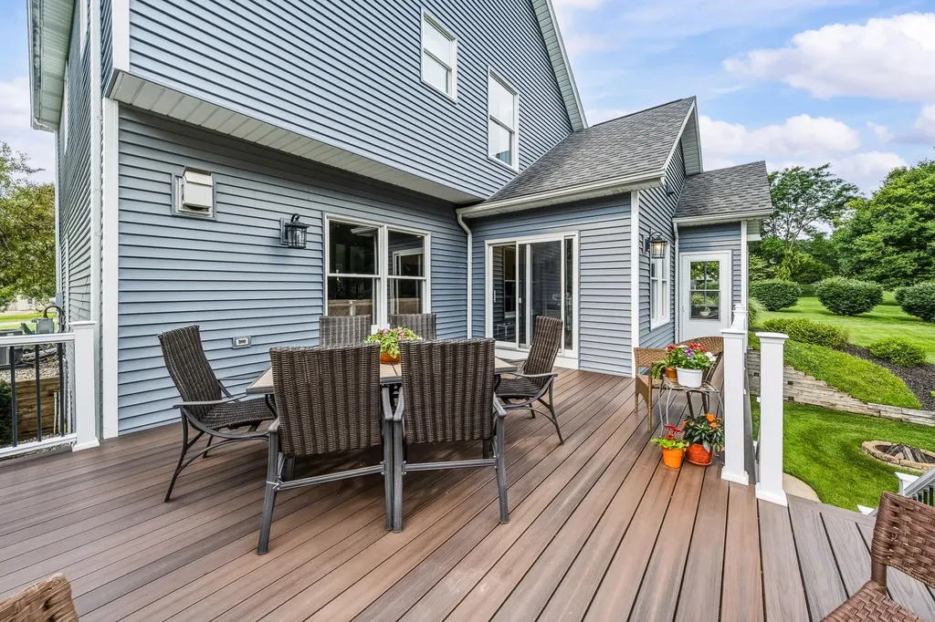 22680 Cherry Hill Court Antwerp Township MI 49071