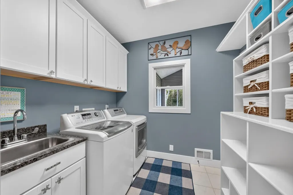 22680 Cherry Hill Court Antwerp Township MI 49071