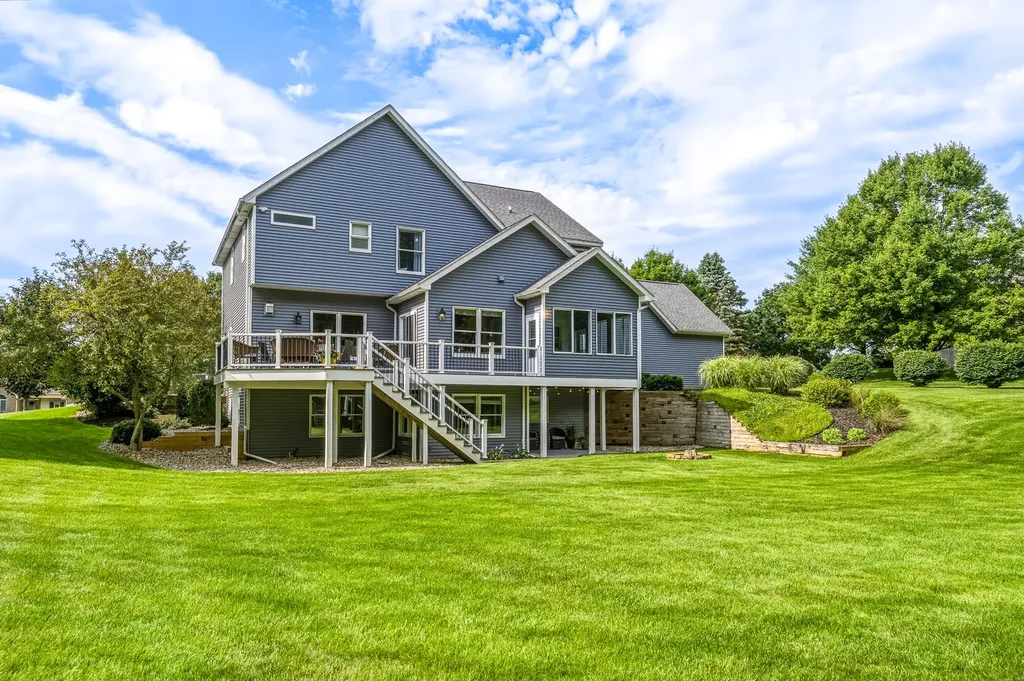 22680 Cherry Hill Court Antwerp Township MI 49071