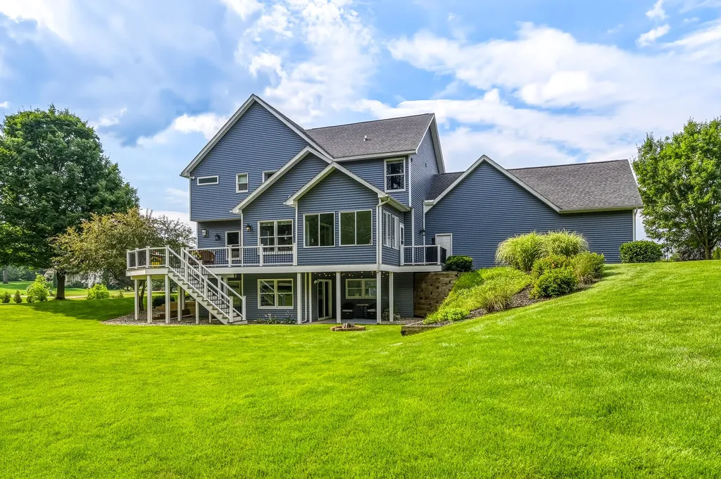 22680 Cherry Hill Court Antwerp Township MI 49071