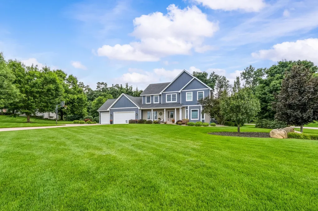 22680 Cherry Hill Court Antwerp Township MI 49071