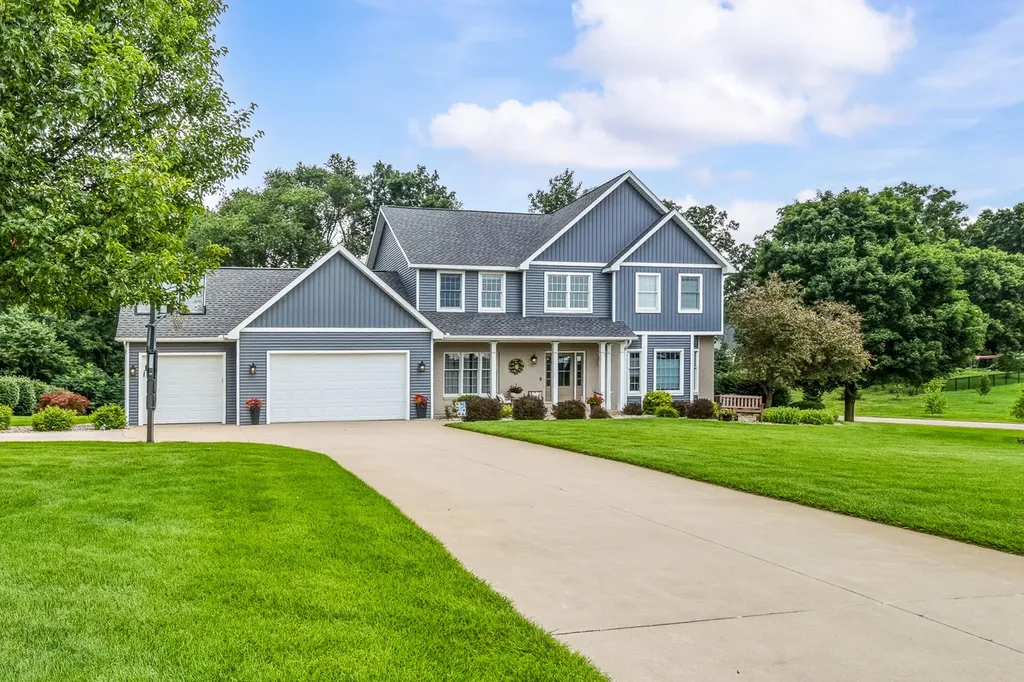 22680 Cherry Hill Court Antwerp Township MI 49071