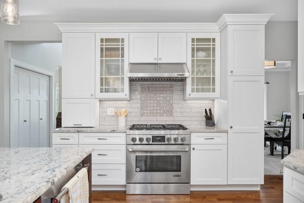 22680 Cherry Hill Court Antwerp Township MI 49071