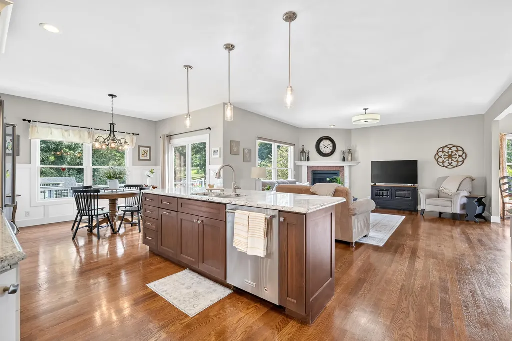 22680 Cherry Hill Court Antwerp Township MI 49071