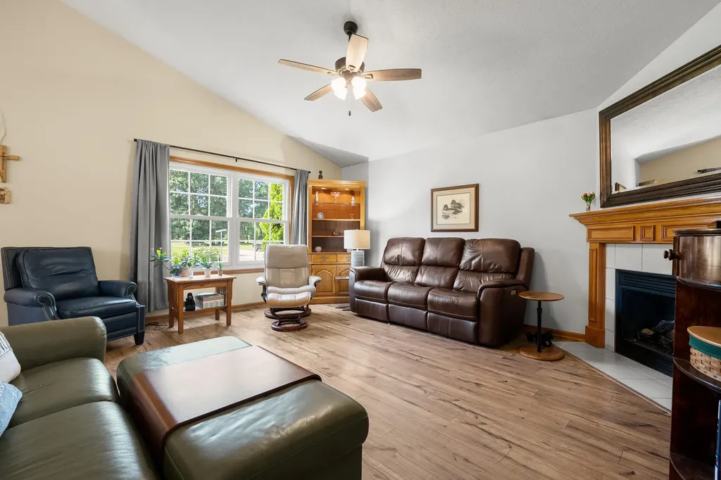 6341 Thistlewood Avenue Pavilion Township MI 49088