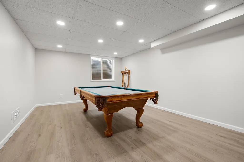 6341 Thistlewood Avenue Pavilion Township MI 49088