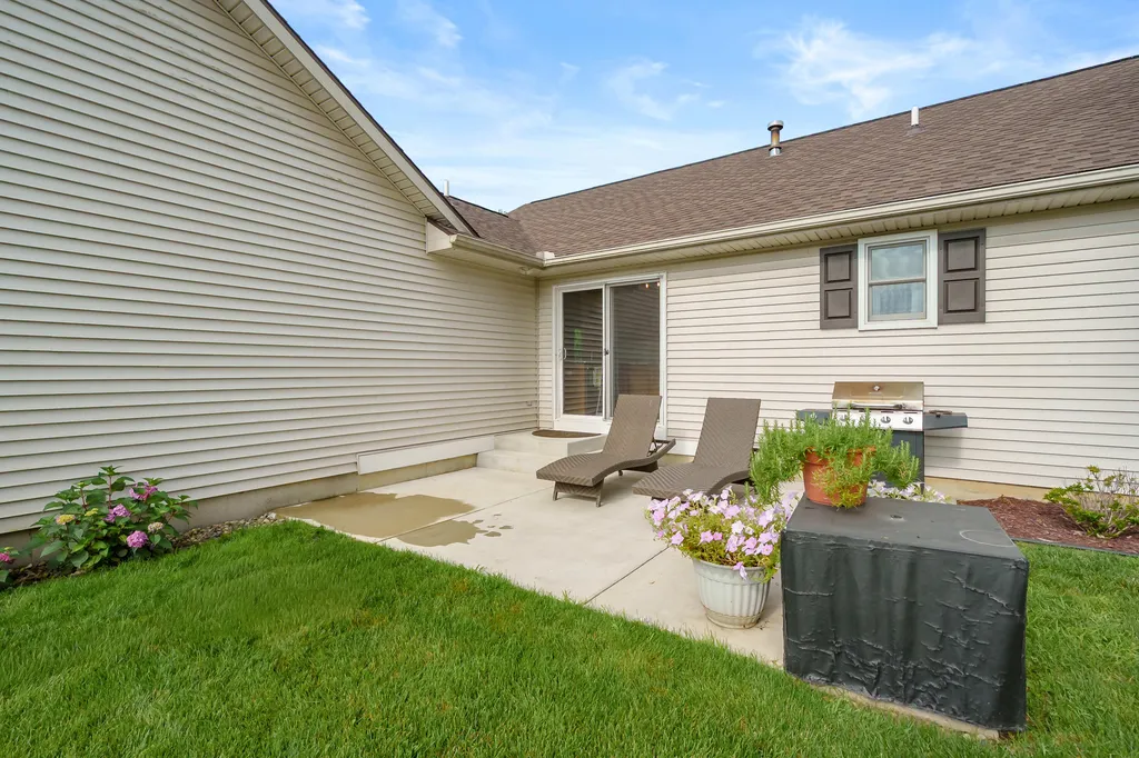 6341 Thistlewood Avenue Pavilion Township MI 49088