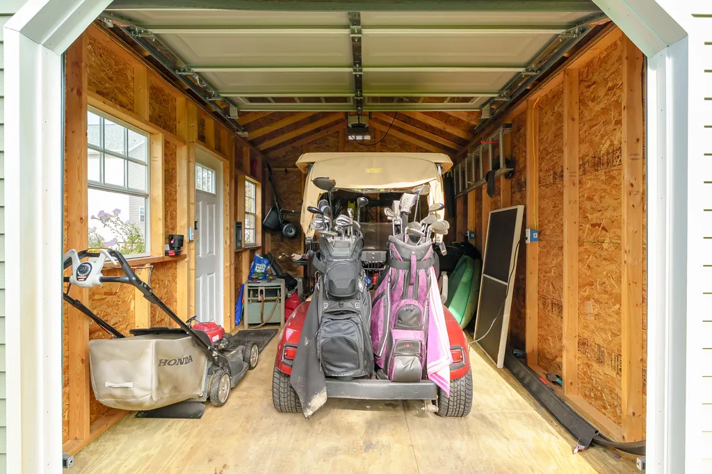 6341 Thistlewood Avenue Pavilion Township MI 49088