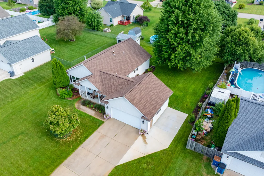 6341 Thistlewood Avenue Pavilion Township MI 49088