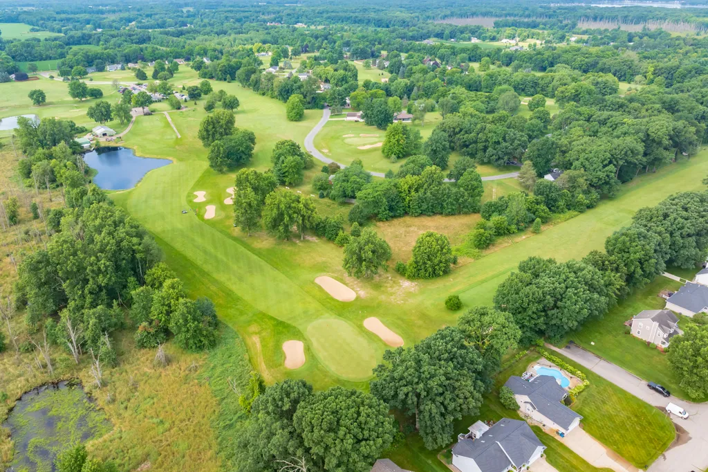 6341 Thistlewood Avenue Pavilion Township MI 49088