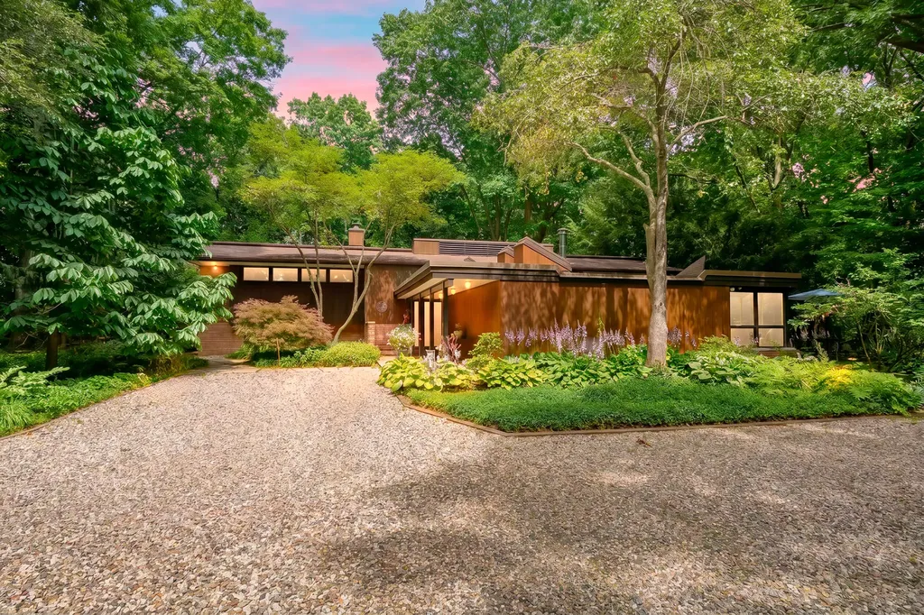 3818 Heights Drive Ross Township MI 49060