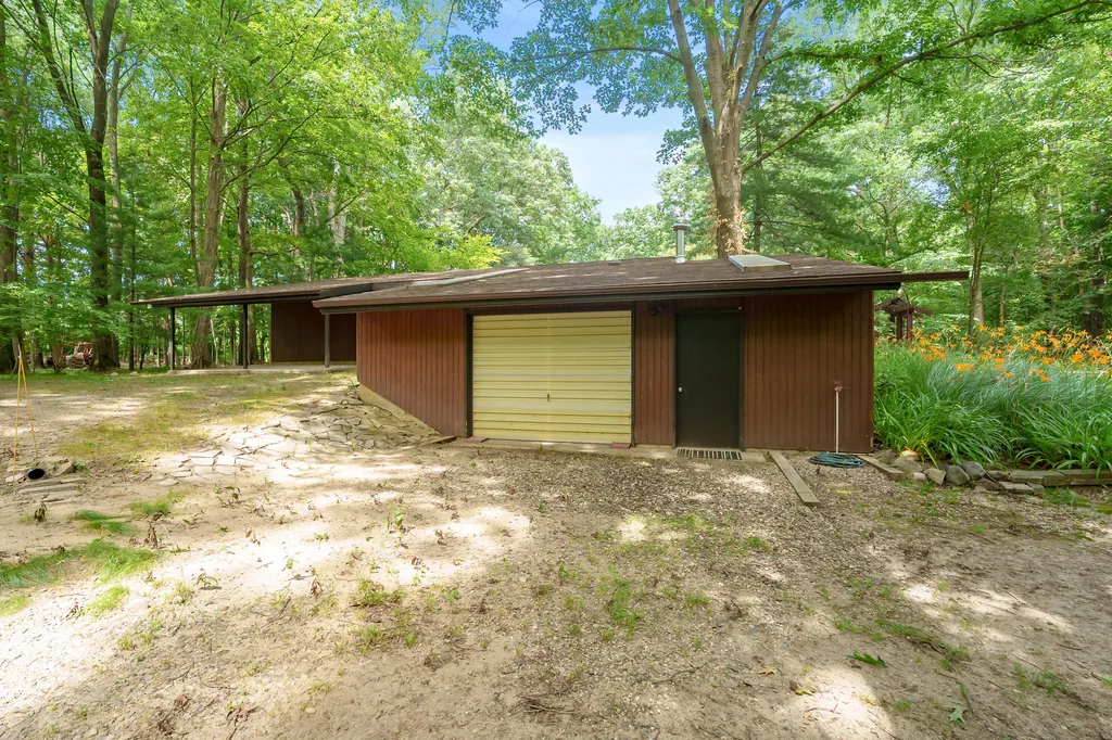 3818 Heights Drive Ross Township MI 49060